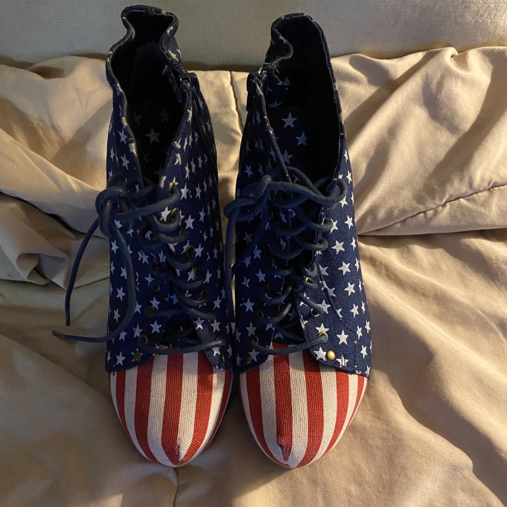 Bucco Capensis Americana Platform Shoes Size 6